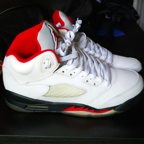 ⚡2X Host Pick⚡Air Jordan 5 Retro GS 'Fire Red' 2013 - Picture 4 of 10